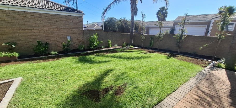 To Let 3 Bedroom Property for Rent in D